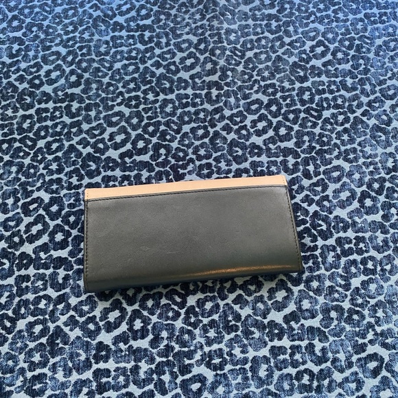 Ted Baker Wallet. - Picture 2 of 4